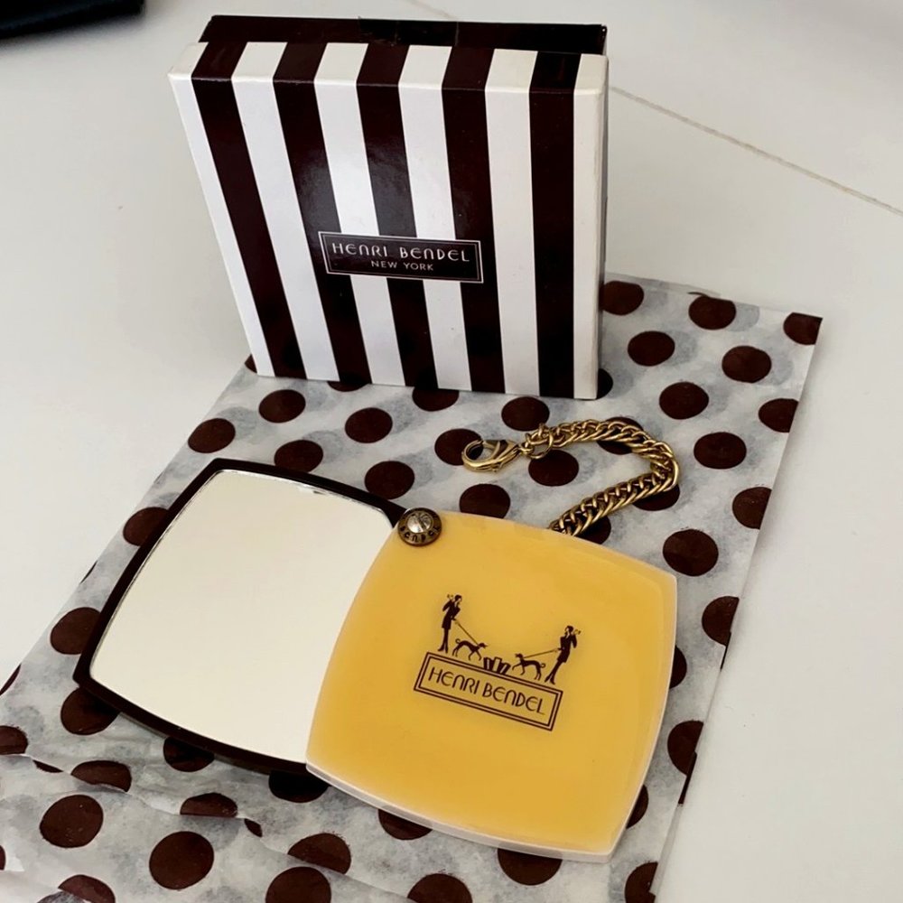 Henri Bendel Compact Mirror with Chain NWOT